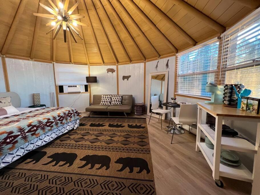 Glamping-Sky Dome Yurt-Tiny House-2 By Lavenders Field Vila Valley Center Exterior foto