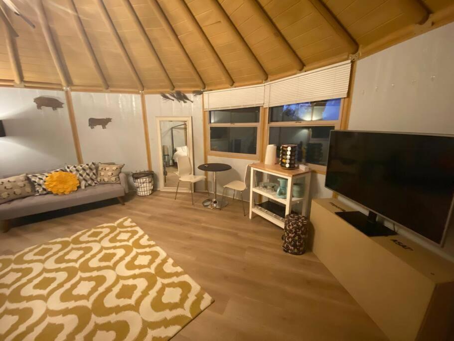 Glamping-Sky Dome Yurt-Tiny House-2 By Lavenders Field Vila Valley Center Exterior foto