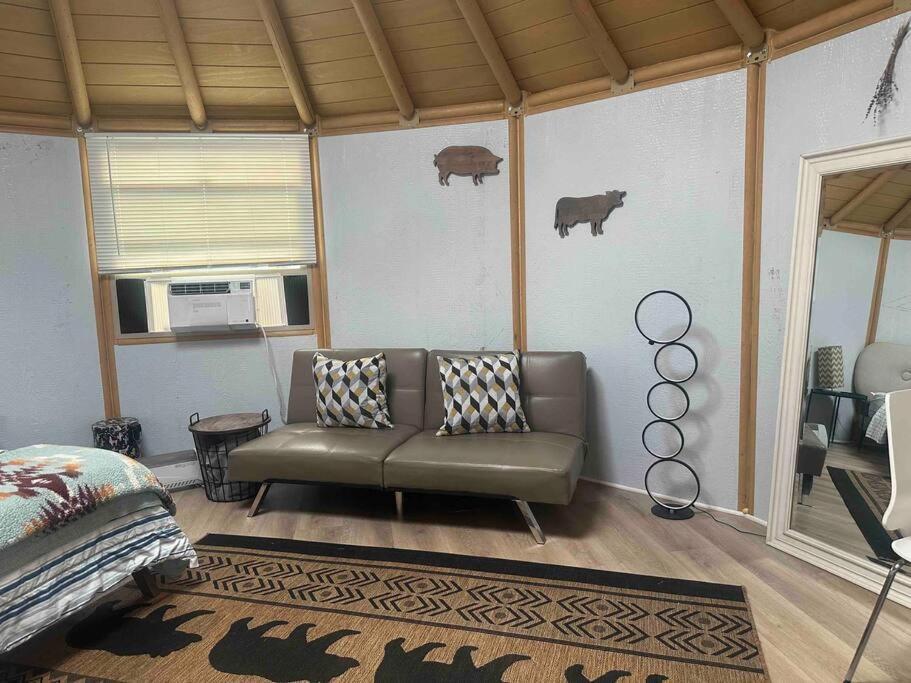Glamping-Sky Dome Yurt-Tiny House-2 By Lavenders Field Vila Valley Center Exterior foto