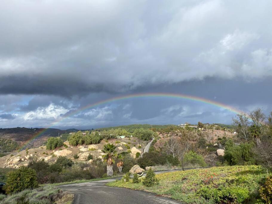 Glamping-Sky Dome Yurt-Tiny House-2 By Lavenders Field Vila Valley Center Exterior foto