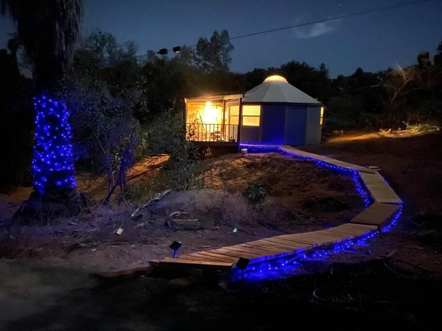 Glamping-Sky Dome Yurt-Tiny House-2 By Lavenders Field Vila Valley Center Exterior foto